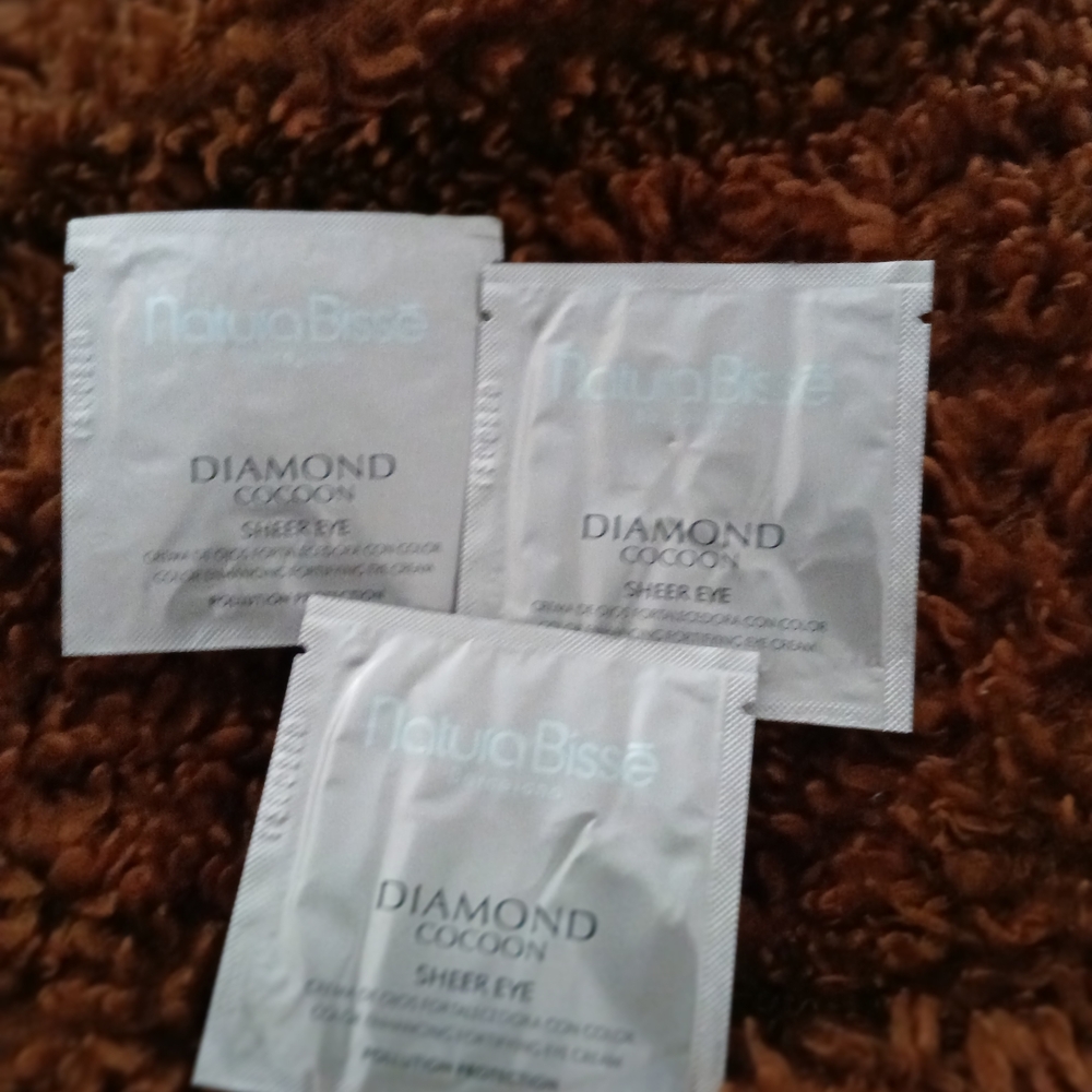 Natura Bissé Diamond Cocoon Sheer Eye Cream - Silver